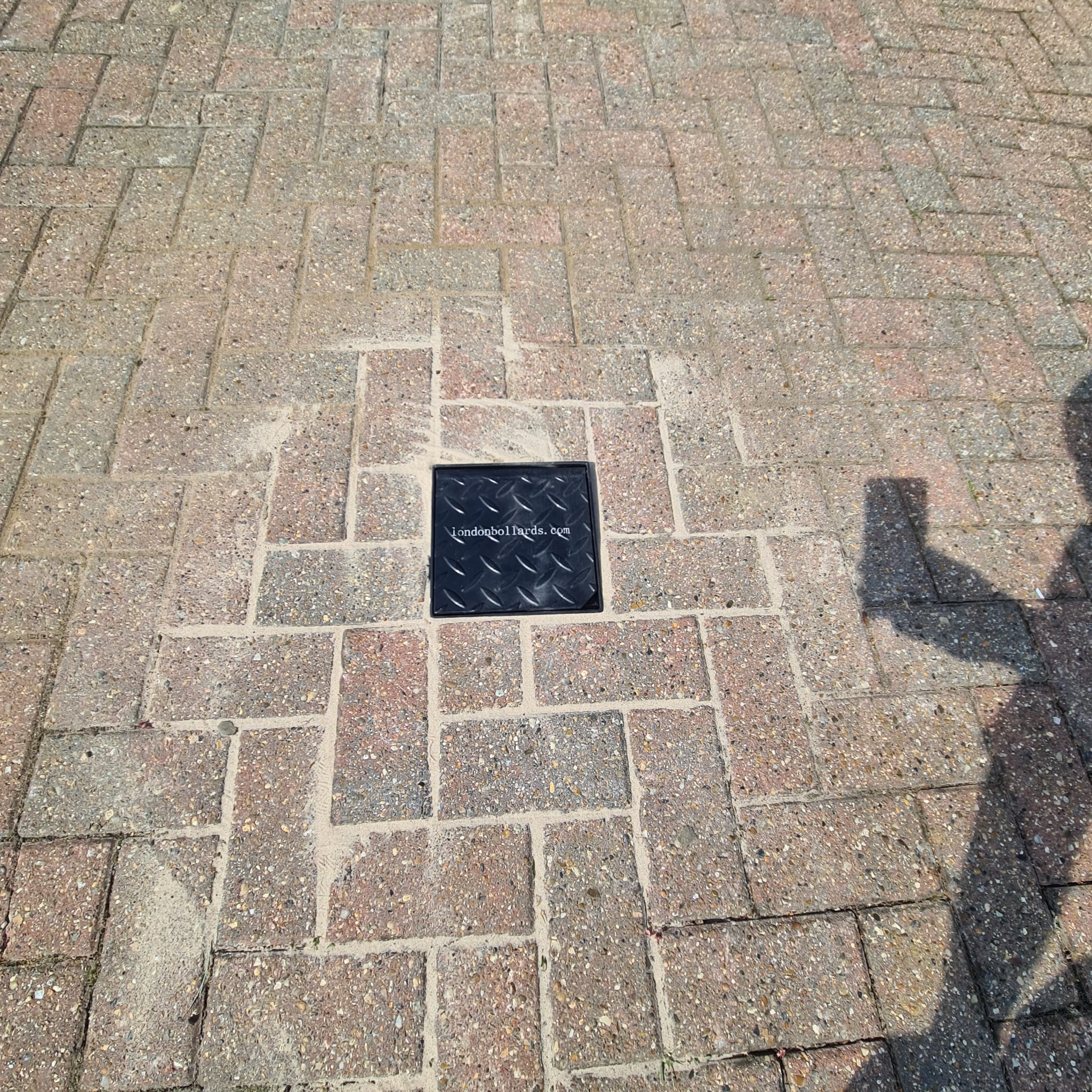 London Bollards